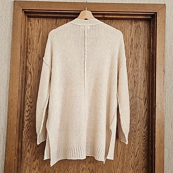 EUC Oversized Soft Tan Cardigan size S/M - Picture 11 of 13